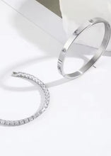 Cargar imagen en el visor de la galerÃa, Rhinestone Encrusted Bracelet Set