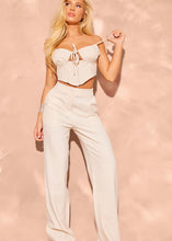 Cargar imagen en el visor de la galería, Serina Lace Corset Top