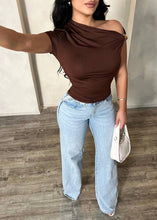 Load image into Gallery viewer, Tawny Asymmetric Top