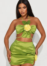 Load image into Gallery viewer, Sweet and Loco flower Detail Set