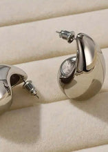 Load image into Gallery viewer, Tear Drop Earrings