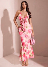 Cargar imagen en el visor de la galería, Mariela Rose Detailed Ruffle Maxi Dress
