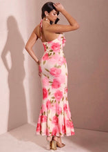 Cargar imagen en el visor de la galería, Mariela Rose Detailed Ruffle Maxi Dress
