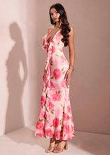 Cargar imagen en el visor de la galería, Mariela Rose Detailed Ruffle Maxi Dress
