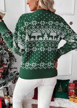 Cargar imagen en el visor de la galería, Winter Wonderland Knitted Christmas Sweater
