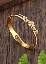 Load image into Gallery viewer, Éire Luck Four Leaf Clover Bracelet
