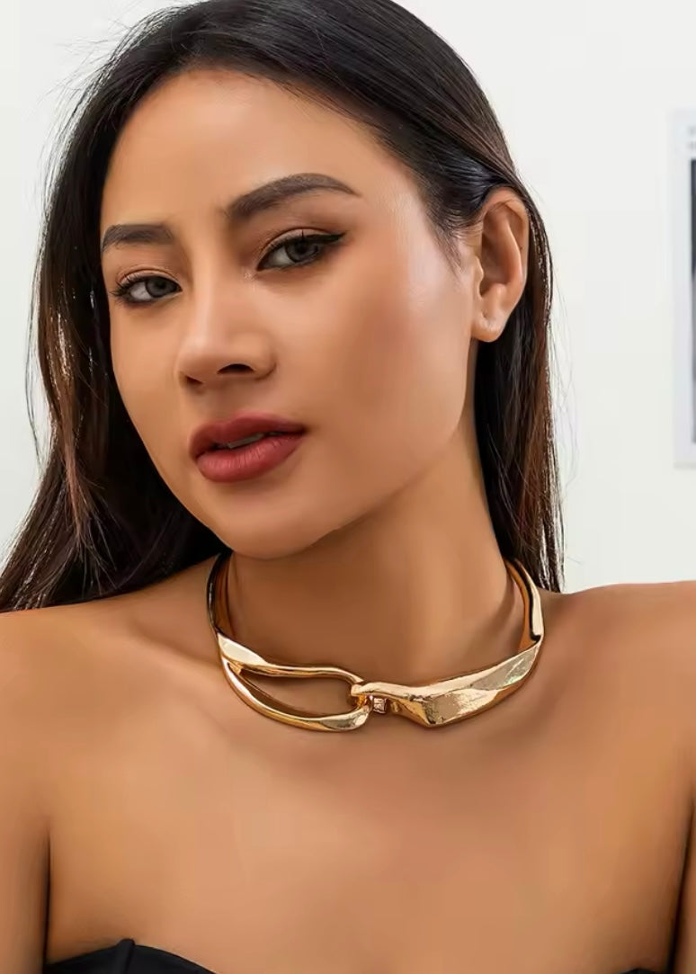 Chunky Torques Choker Necklace