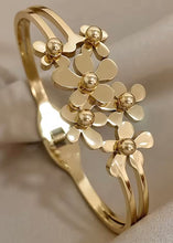 Load image into Gallery viewer, Flower Detail Layered Bracelet
