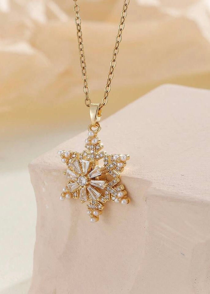 Winter Wonderland II Snowflake Necklace