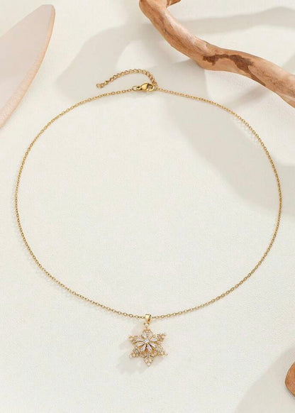 Winter Wonderland II Snowflake Necklace