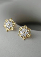 Load image into Gallery viewer, “Gold Christmas” Snowflake Studs
