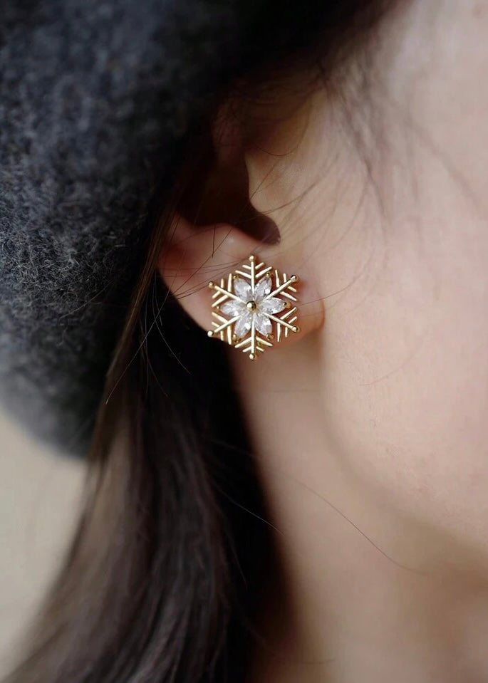“Gold Christmas” Snowflake Studs