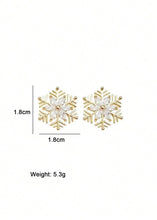 Cargar imagen en el visor de la galería, “Gold Christmas” Snowflake Studs
