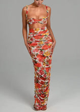Cargar imagen en el visor de la galería, Vive Barcelona Floral Maxi Skirt Set
