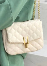 Load image into Gallery viewer, DAMAGED Twist Lock Quilted Shoulder Bag - The Style Guide TT
