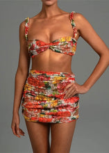 Cargar imagen en el visor de la galería, Vive Barcelona II Floral Skirt Set
