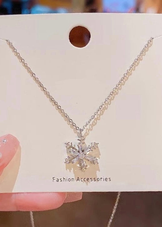Winter Wonderland Snowflake Necklace