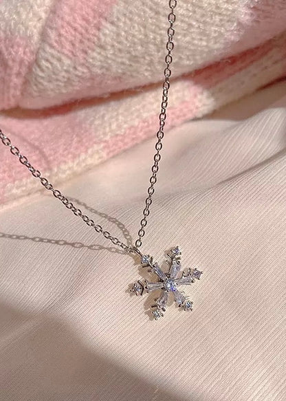 Winter Wonderland Snowflake Necklace