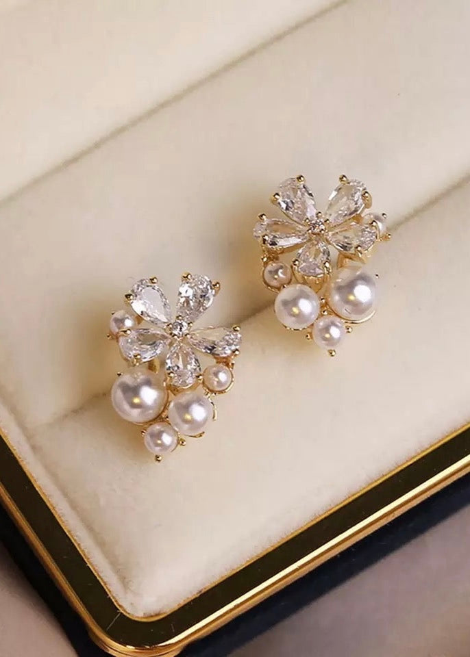 Pearl Detail Flower Studs