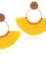 Cargar imagen en el visor de la galería, Yellow Hoop Tassel Earrings - The Style Guide TT
