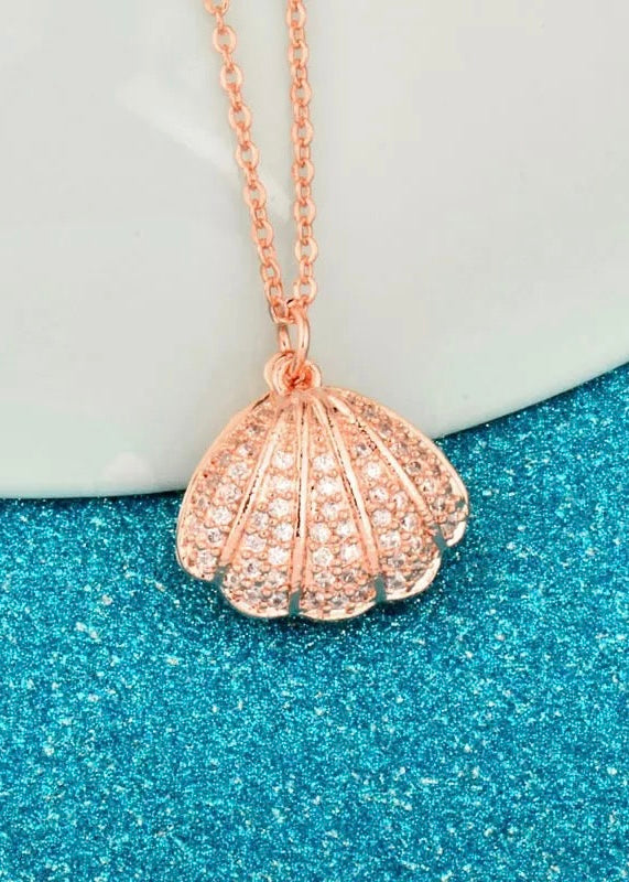 Shell & Pearl Pendant Neklace