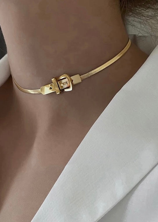 Belt Buckle Detail Choker Necklace