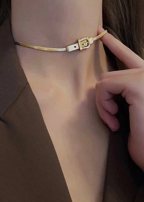 Belt Buckle Detail Choker Necklace
