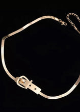 Load image into Gallery viewer, Belt Buckle Detail Choker Necklace
