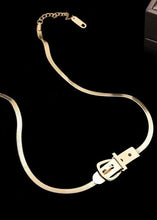 Load image into Gallery viewer, Belt Buckle Detail Choker Necklace
