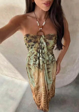 Cargar imagen en el visor de la galería, Calypso Boho Halter Maxi Dress
