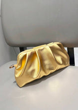 Cargar imagen en el visor de la galería, Golden Hour Convertible Clutch
