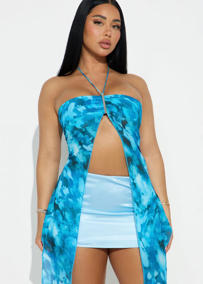 DDI Waves Ruffle Halter Top