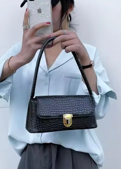 Bailey Shoulder Bag