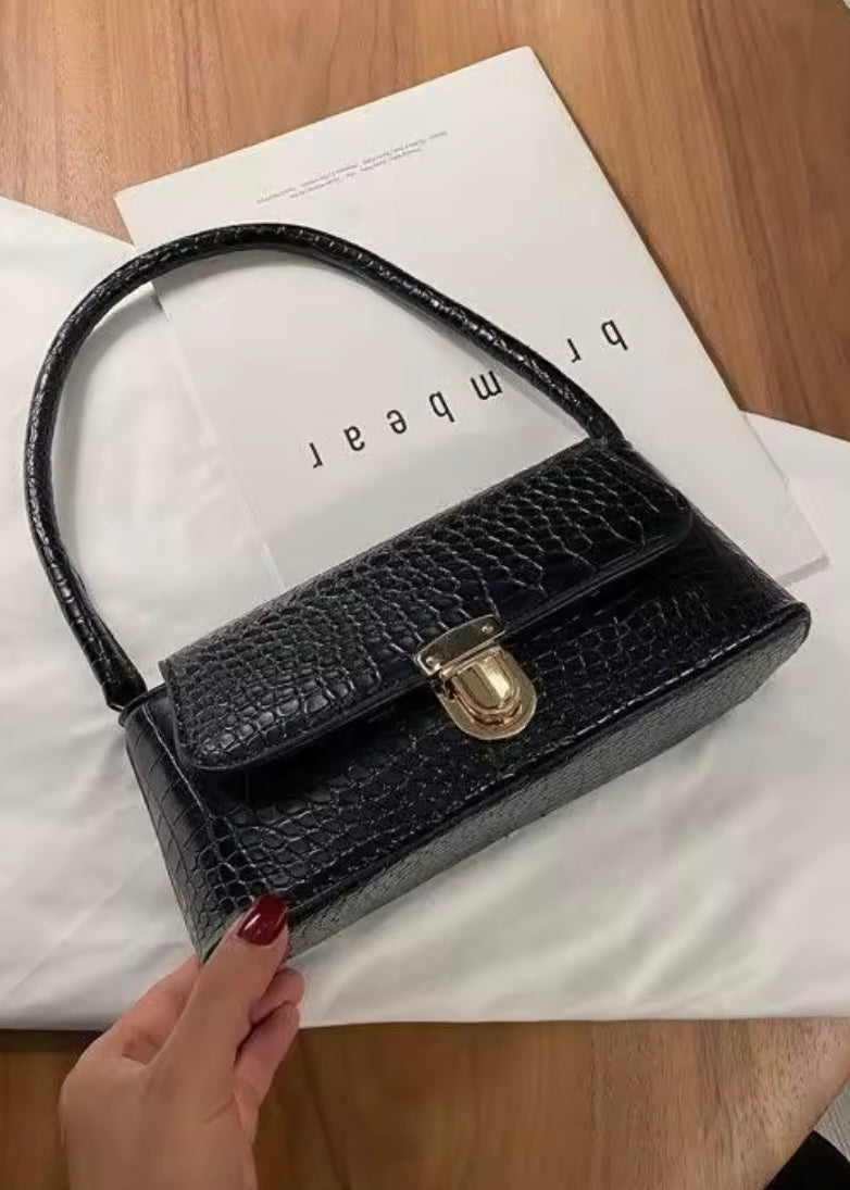 Bailey Shoulder Bag
