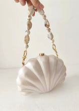 Load image into Gallery viewer, Seychelles Stone &amp; Shell Detail Bag
