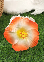 Load image into Gallery viewer, Flower Claw Clips
