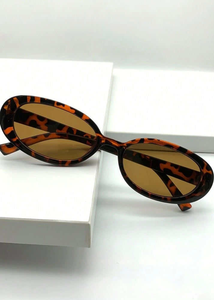 Cool Girl Oval Sunglasses