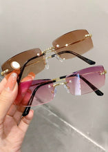 Cargar imagen en el visor de la galería, Y2K Retro Sunglasses
