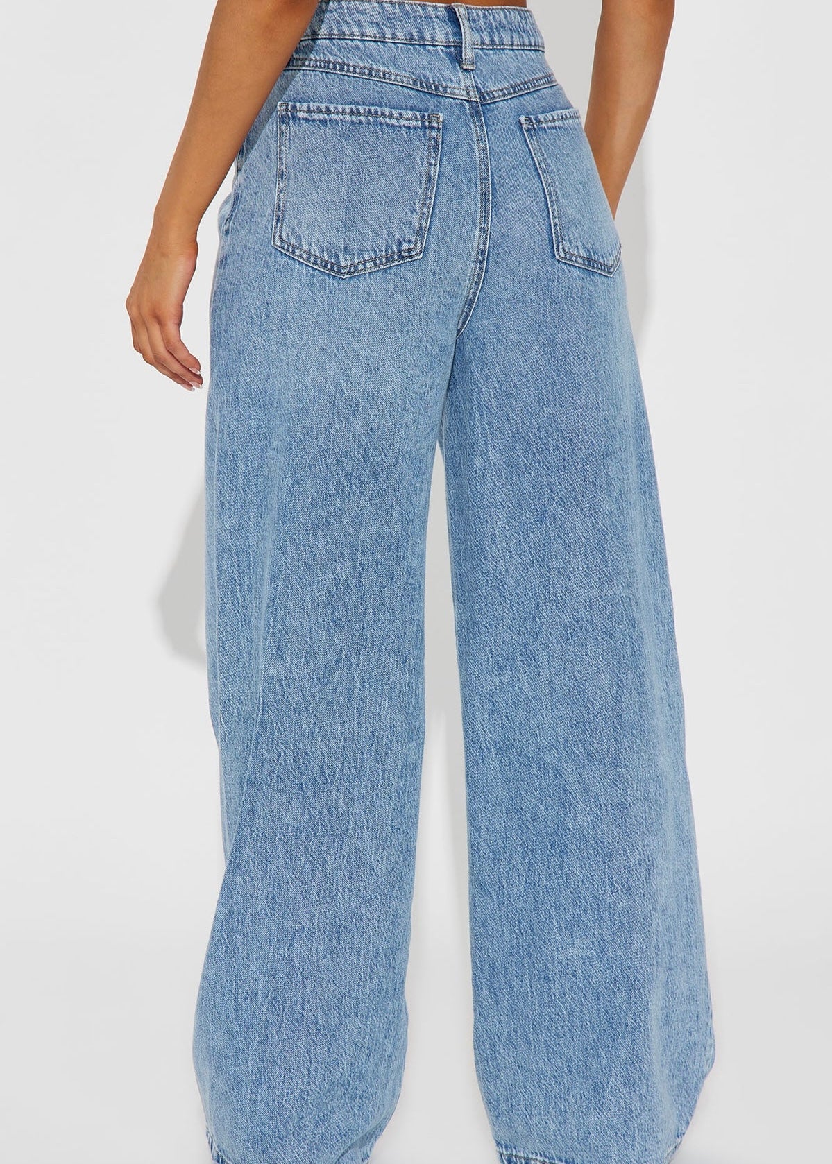 Model-Off-Duty High Waisted Wide Leg Jeans