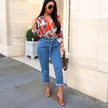 Cargar imagen en el visor de la galería, Belted High Waisted Mom Jeans - The Style Guide TT
