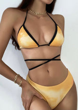 Cargar imagen en el visor de la galería, Graphic Strappy Bikini &amp; Shorts Set - The Style Guide TT
