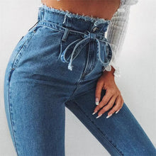 Cargar imagen en el visor de la galería, Belted High Waisted Mom Jeans - The Style Guide TT
